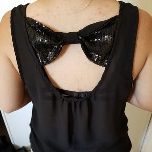Wet Seal, Black Top with Bow on the Back
